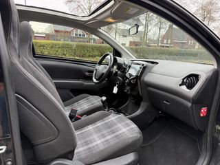 Voertuigafbeelding 14