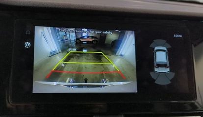 Voertuigafbeelding 6