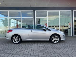 Voertuigafbeelding 23