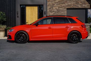 Voertuigafbeelding 4