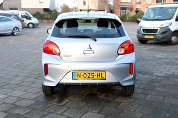 Voertuigafbeelding 3