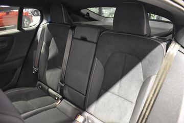 Voertuigafbeelding 4