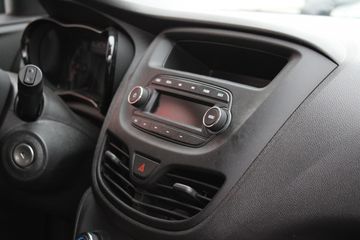 Voertuigafbeelding 8