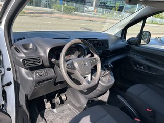 Voertuigafbeelding 13