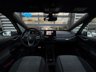 Voertuigafbeelding 12