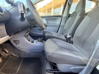 Voertuigafbeelding 14