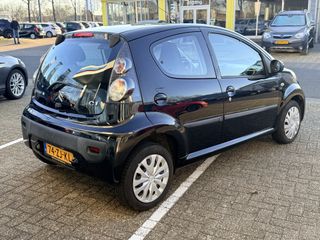 Voertuigafbeelding 8