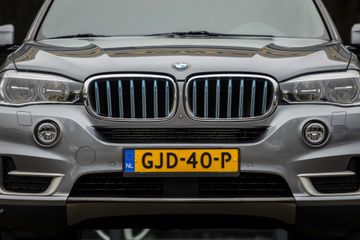 Voertuigafbeelding 2