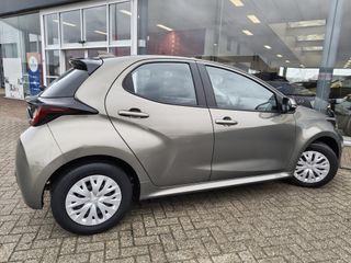 Voertuigafbeelding 4