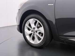 Voertuigafbeelding 8