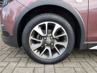 Voertuigafbeelding 11