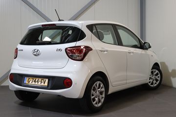 Voertuigafbeelding 6