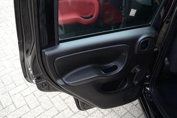 Voertuigafbeelding 12