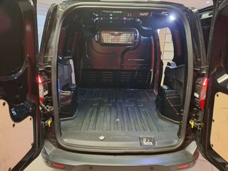 Voertuigafbeelding 4