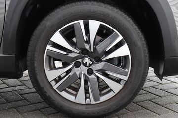 Voertuigafbeelding 12