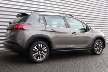 Voertuigafbeelding 6