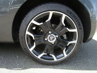 Voertuigafbeelding 7