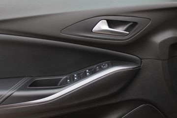 Voertuigafbeelding 16