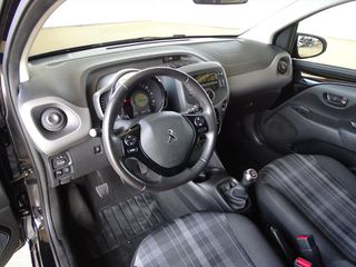 Voertuigafbeelding 9