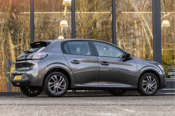 Voertuigafbeelding 4