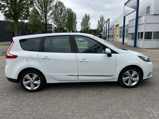 Voertuigafbeelding 6