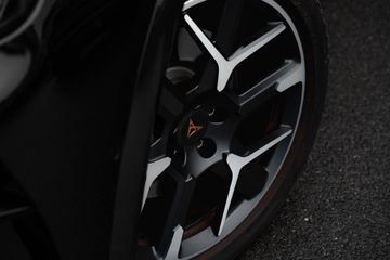 Voertuigafbeelding 4