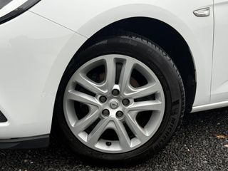 Voertuigafbeelding 24