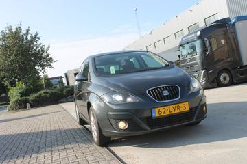 Voertuigafbeelding 5