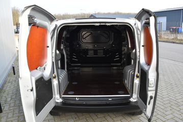 Voertuigafbeelding 18