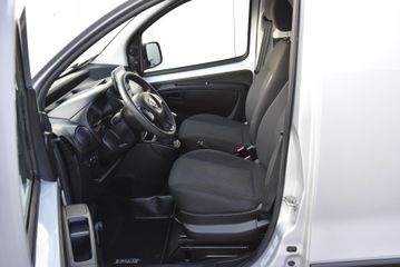 Voertuigafbeelding 6