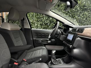 Voertuigafbeelding 31