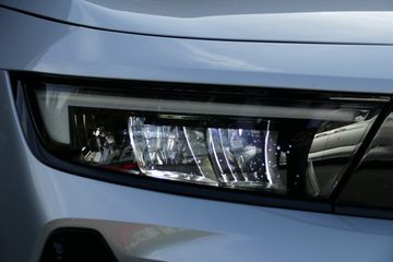 Voertuigafbeelding 10