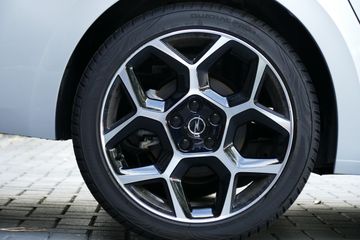 Voertuigafbeelding 11