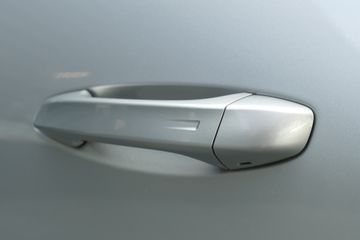 Voertuigafbeelding 12