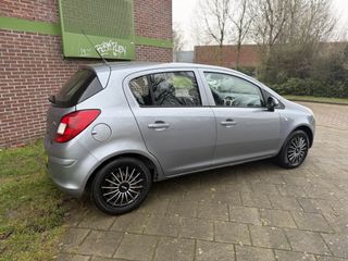 Voertuigafbeelding 2