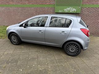 Voertuigafbeelding 3