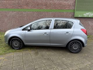 Voertuigafbeelding 4