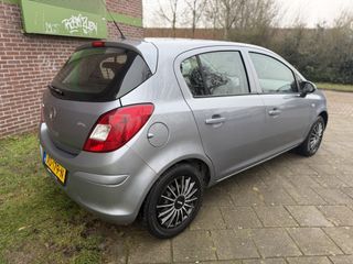 Voertuigafbeelding 5