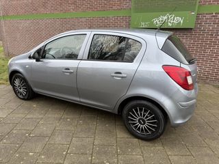 Voertuigafbeelding 6