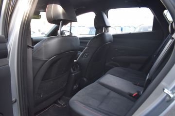 Voertuigafbeelding 15