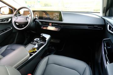 Voertuigafbeelding 4