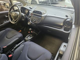 Voertuigafbeelding 13