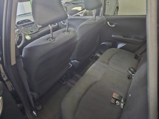 Voertuigafbeelding 8