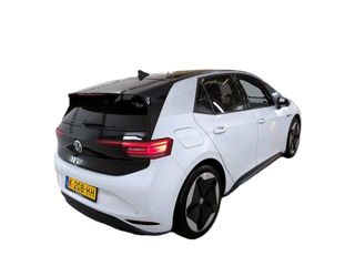 Voertuigafbeelding 3