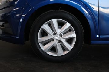 Voertuigafbeelding 6