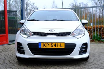 Voertuigafbeelding 6