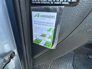 Voertuigafbeelding 12