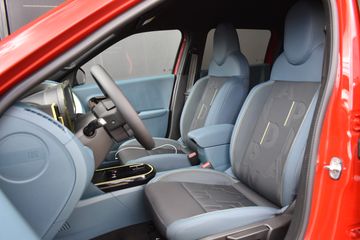 Voertuigafbeelding 6