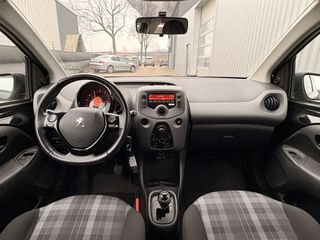 Voertuigafbeelding 19