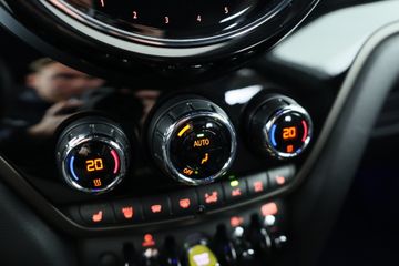 Voertuigafbeelding 35